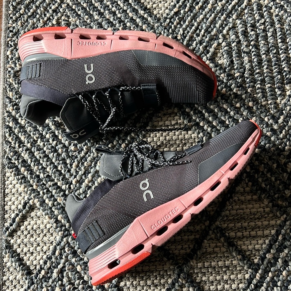 Cloudnova Sneakers